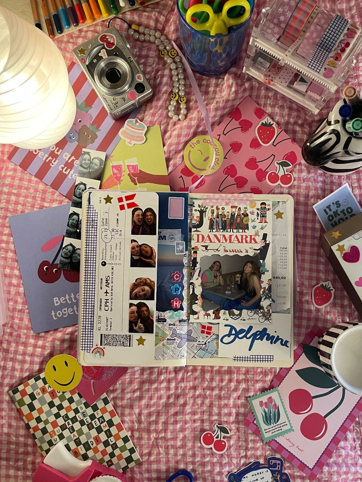 JUNK JOURNAL CLUB